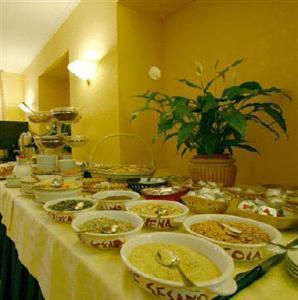 Ateneo Garden Palace Hotel 4*